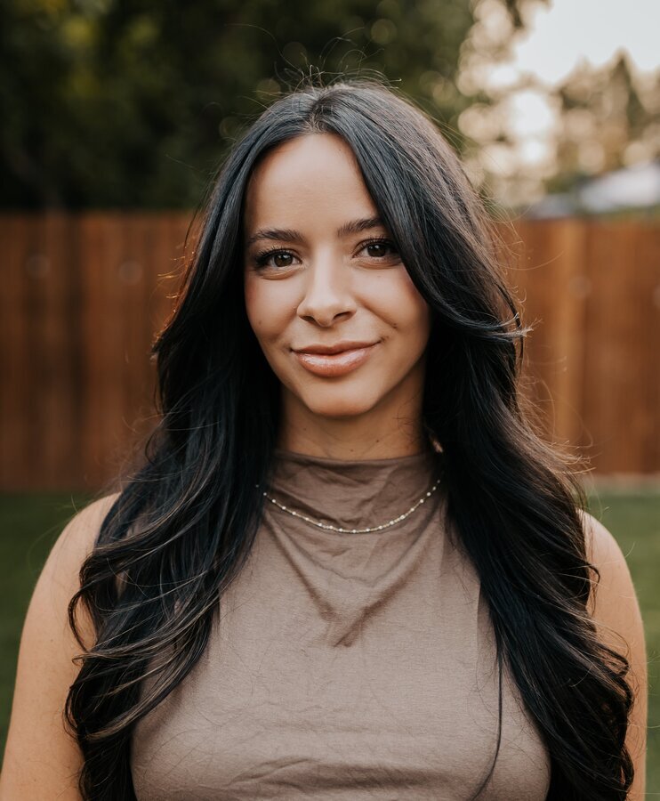 Gianna Grosso, Broker